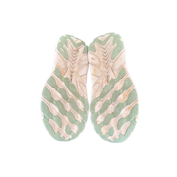 HOKA ONE ONE  Running Shoes Size 8.5 - Picture 3 of 10